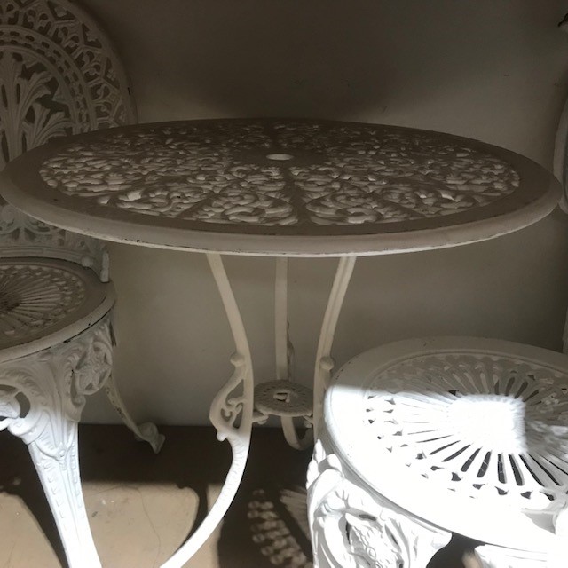TABLE, Garden - Metal White Lacework
